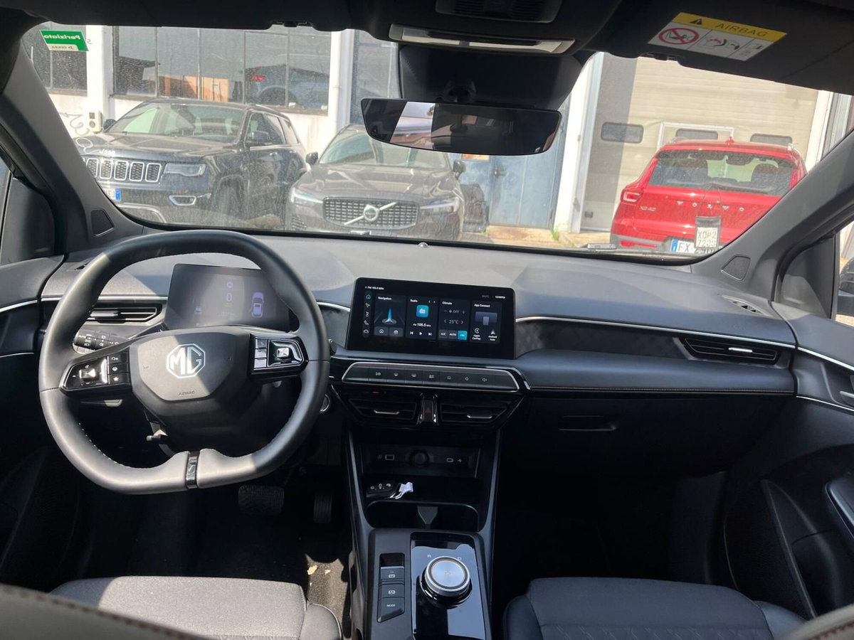 Mg MG3 1.5 hybrid+ Luxury auto (13)