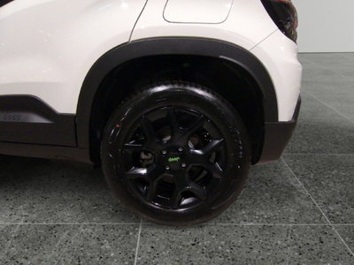 Jeep Avenger 1.2 turbo e-hybrid mhev Upland 4xe 145cv edct6 (10)