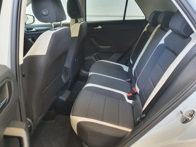 Volkswagen T-Roc 1.6 TDI SCR Advanced BlueMotion Technology (11)