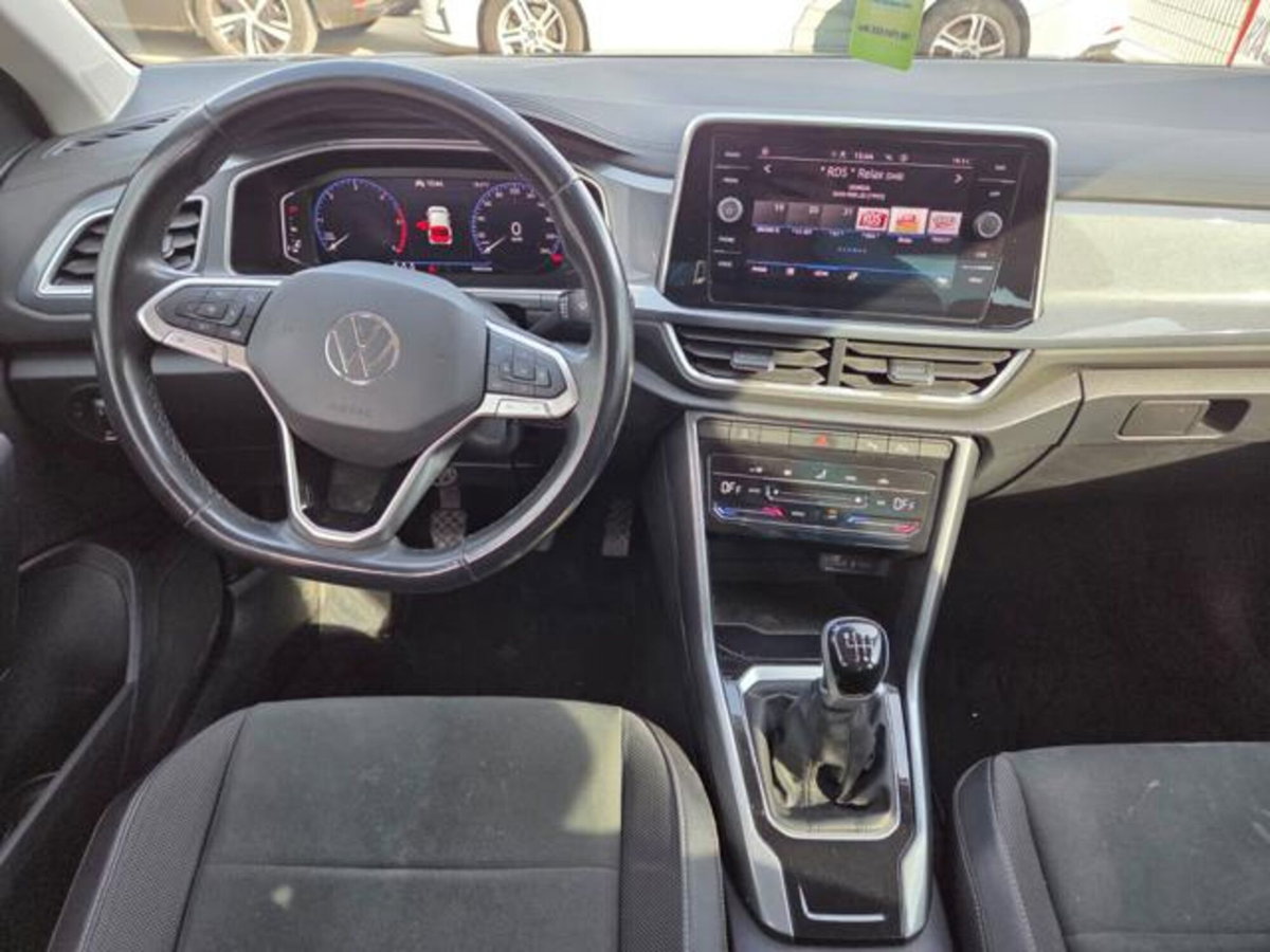 Volkswagen T-Roc 2.0 tdi Style 115cv (11)