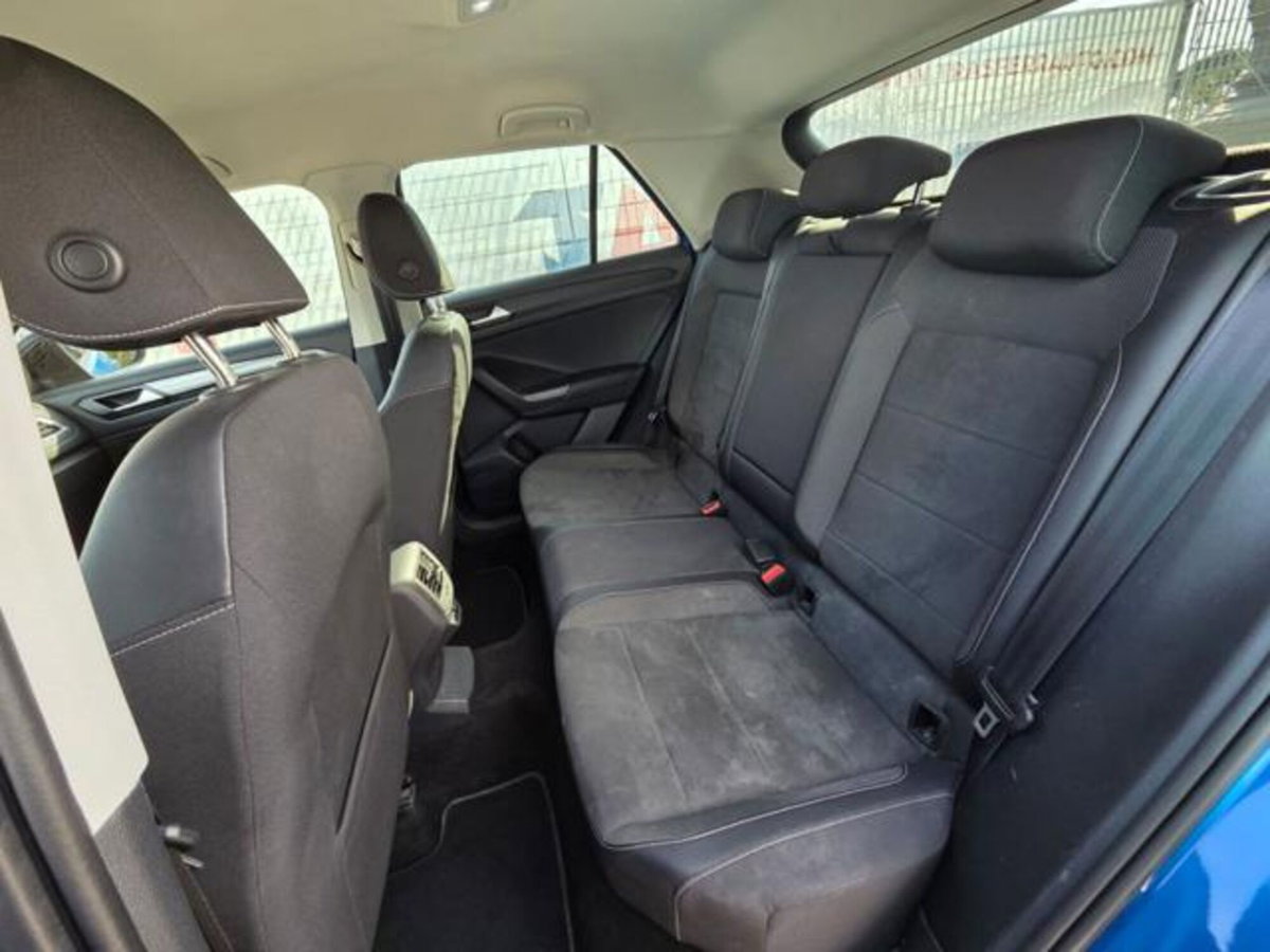 Volkswagen T-Roc 2.0 tdi Style 115cv (13)