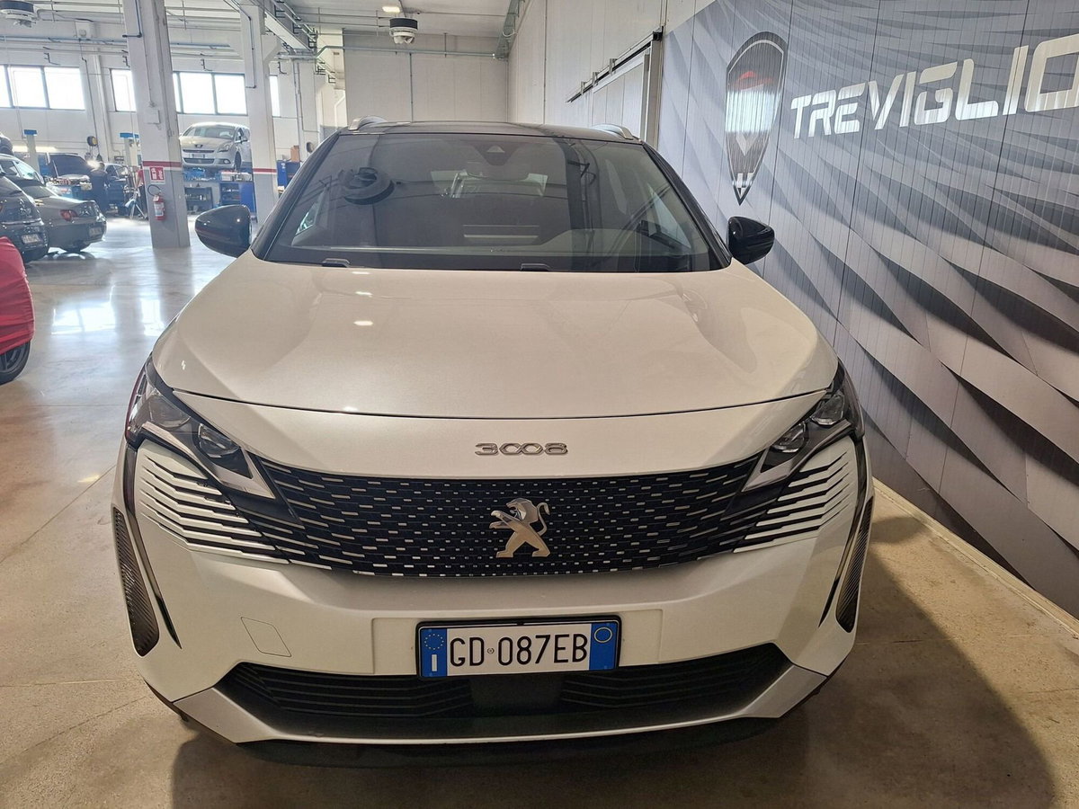 Peugeot 3008 BlueHDi 130 S&S EAT8 GT Pack (2)