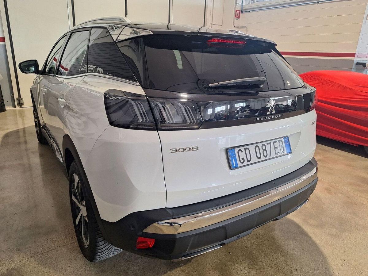 Peugeot 3008 BlueHDi 130 S&S EAT8 GT Pack (6)