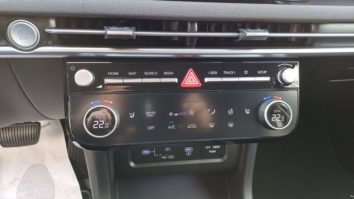 Hyundai Tucson 1.6 hev Exellence 2wd 239cv auto (15)