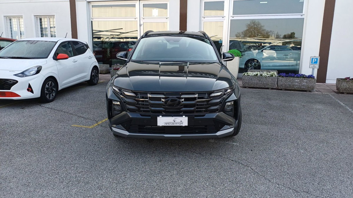 Hyundai Tucson 1.6 hev Exellence 2wd 239cv auto (2)