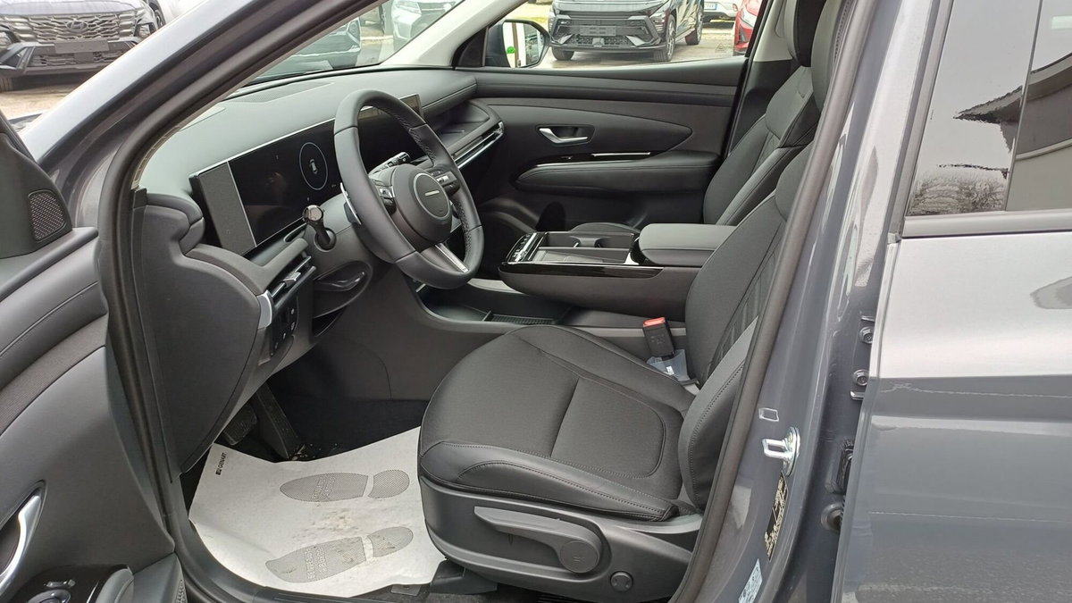 Hyundai Tucson 1.6 hev Exellence 2wd auto (10)
