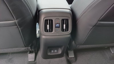 Hyundai Tucson 1.6 hev Exellence 2wd auto (12)