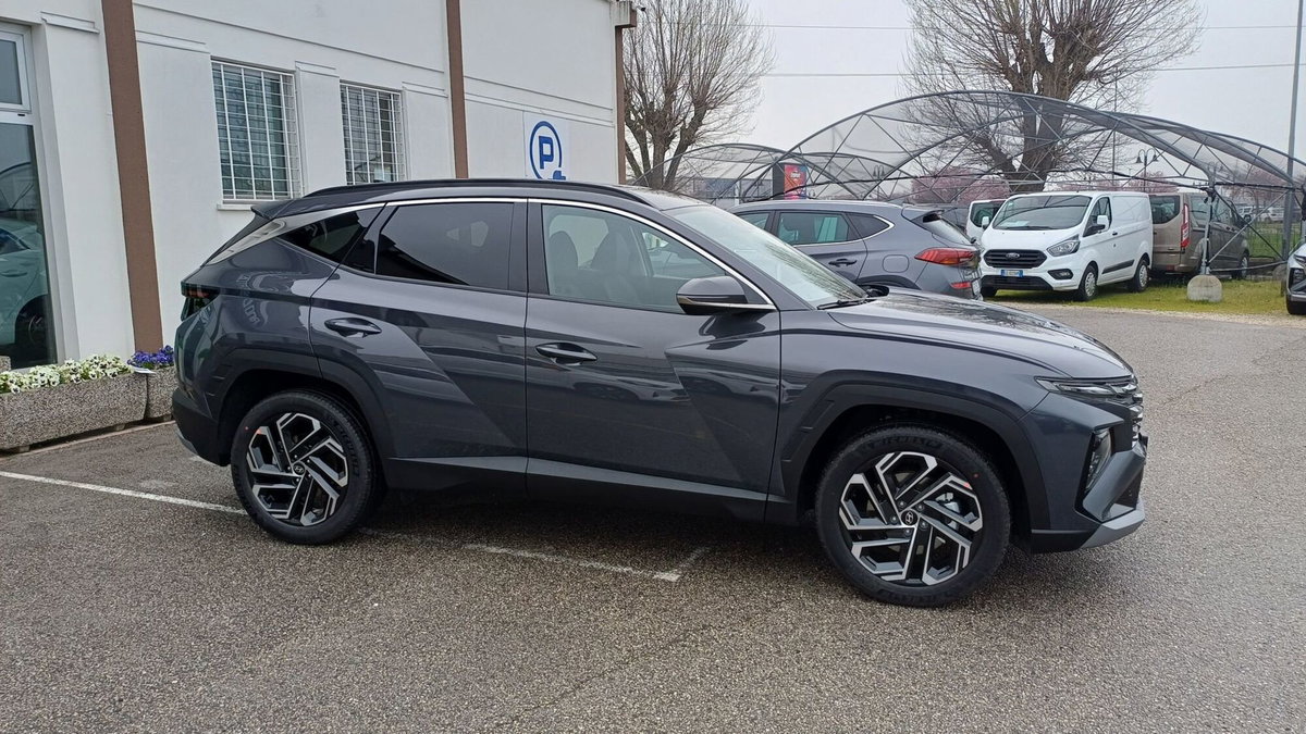 Hyundai Tucson 1.6 hev Exellence 2wd auto (6)