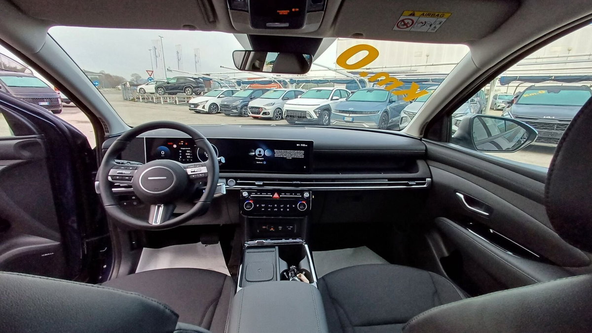 Hyundai Tucson 1.6 hev Exellence 2wd 239cv auto (11)