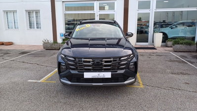 Hyundai Tucson 1.6 hev Exellence 2wd 239cv auto (2)