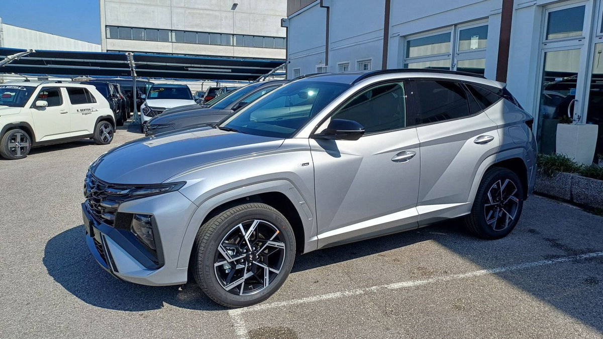 Hyundai Tucson 1.6 hev Xtech 2wd 239cv auto