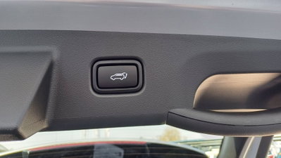 Hyundai Tucson 1.6 hev Xtech 2wd 239cv auto (10)