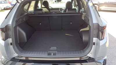 Hyundai Tucson 1.6 hev Xtech 2wd 239cv auto (9)