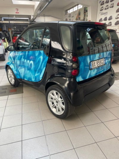 smart Fortwo 1000 45 kW MHD coupé pure (3)