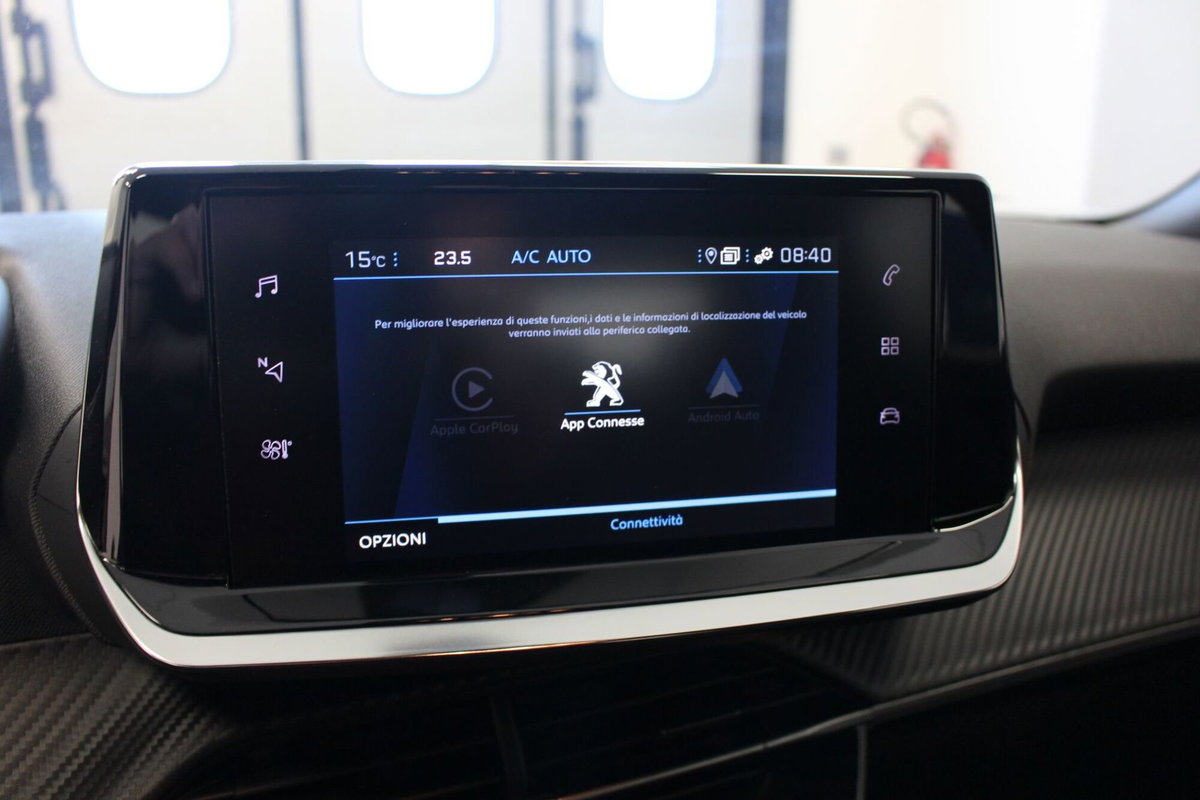 Peugeot 2008 1.2 puretech Active s&s 100cv (14)