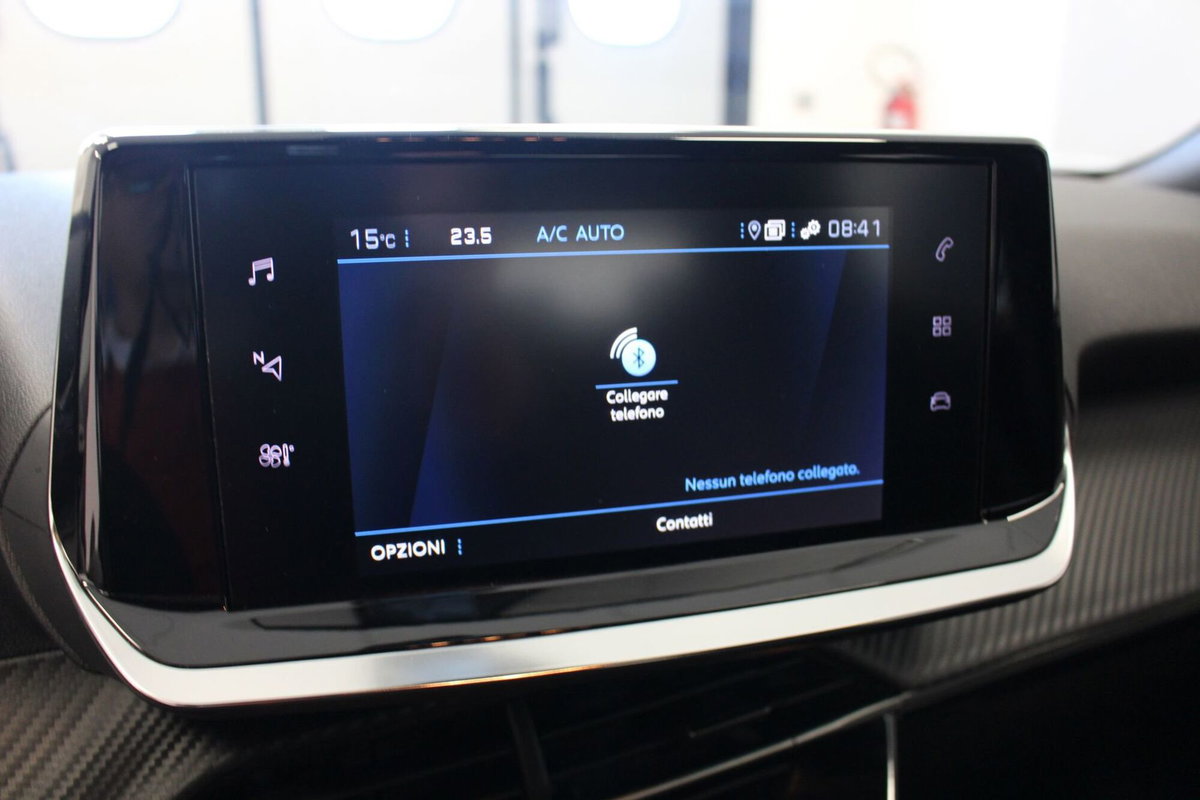 Peugeot 2008 1.2 puretech Active s&s 100cv (15)