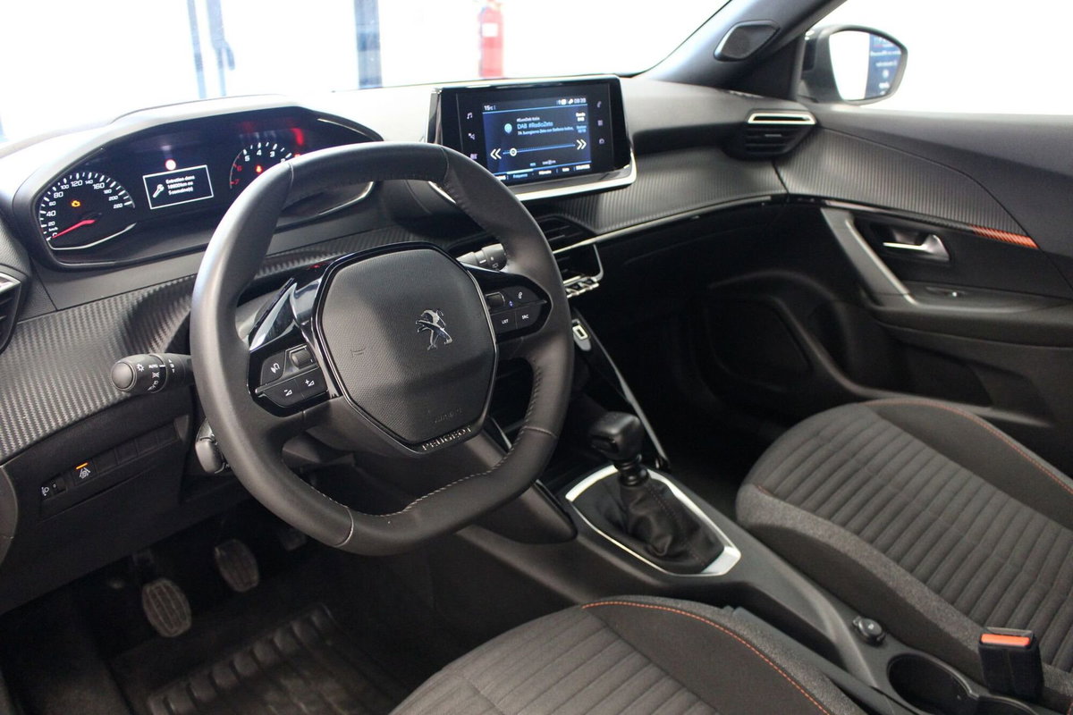 Peugeot 2008 1.2 puretech Active s&s 100cv (5)