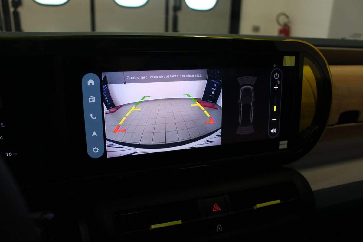 Fiat Grande Panda 1.2 hybrid La Prima 110cv edct (20)