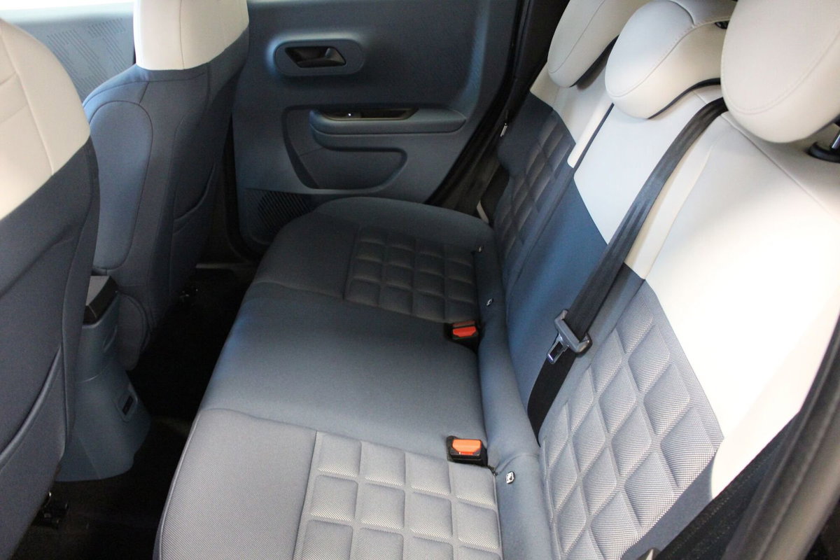 Fiat Grande Panda 1.2 hybrid La Prima 110cv edct (9)