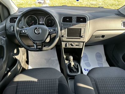 Volkswagen Polo 1.4 TDI 90 CV 5p. Highline BlueMotion Technology (15)