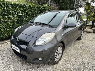 Toyota Yaris 1.3 3 porte M-MT S (4)