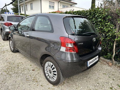 Toyota Yaris 1.3 3 porte M-MT S (7)