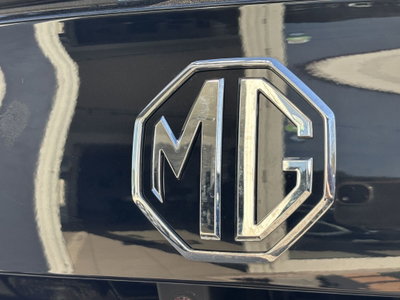 Mg ZS EV Luxury Long Range (13)
