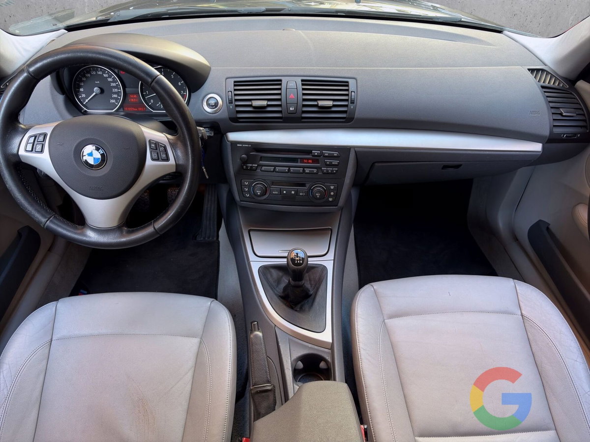 BMW Serie 1 130i cat 5 porte Futura (9)