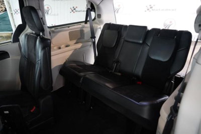 Lancia Voyager 2.8 Turbodiesel Platinum 177 CV (12)