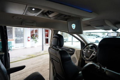 Lancia Voyager 2.8 Turbodiesel Platinum 177 CV (18)