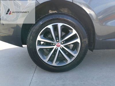 Jaguar F-Pace 2.0 D 180 CV AWD R-Sport (15)