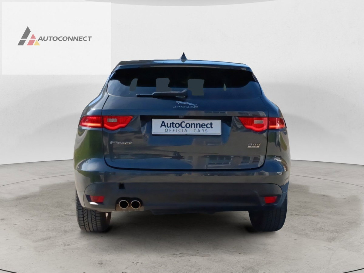 Jaguar F-Pace 2.0 D 180 CV AWD R-Sport (5)