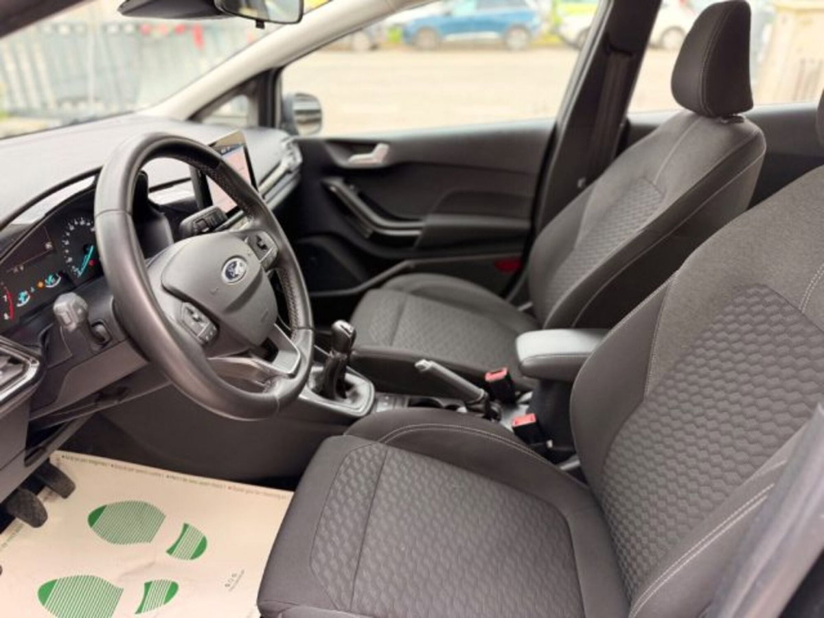 Ford Fiesta 1.1 75 CV 5 porte Titanium (10)