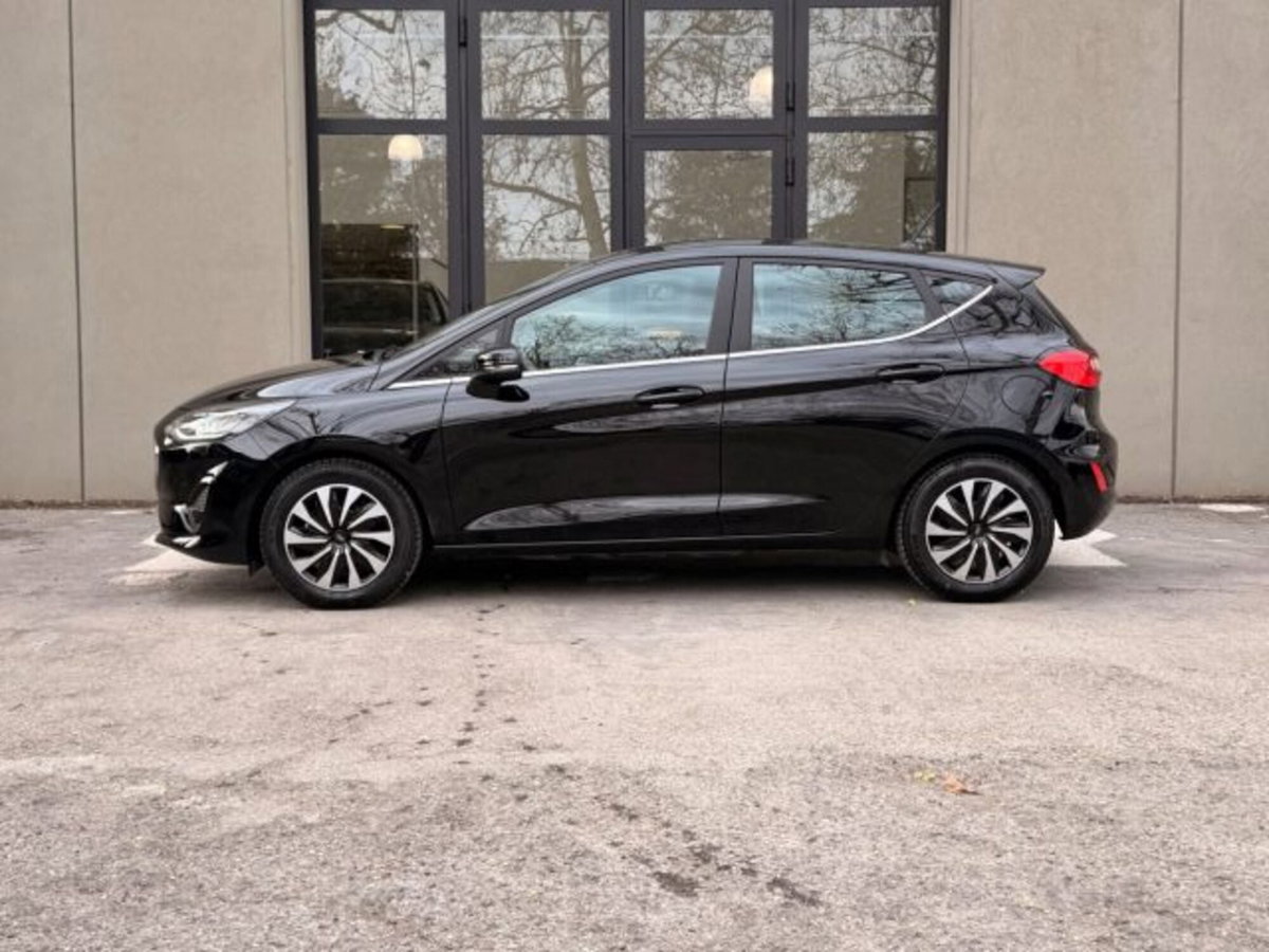 Ford Fiesta 1.1 75 CV 5 porte Titanium (4)