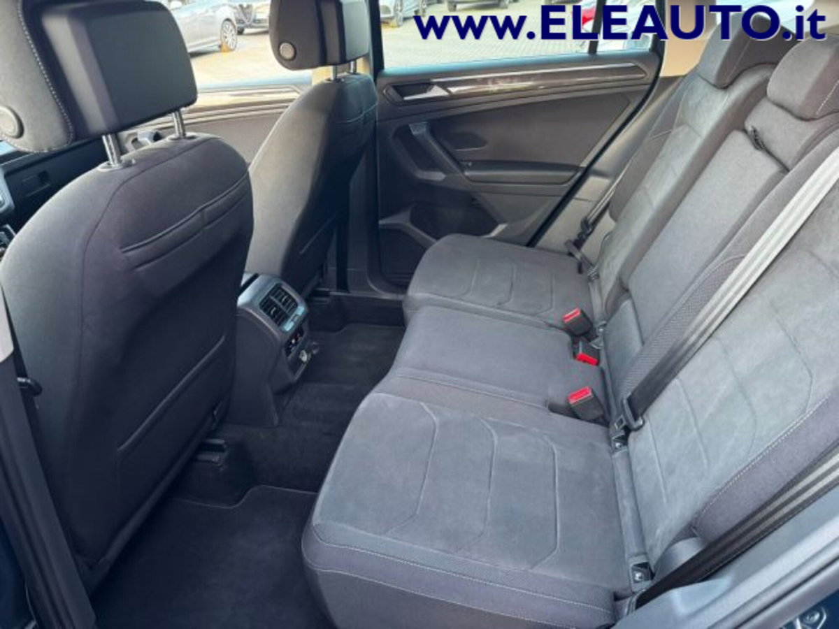 Volkswagen Tiguan 2.0 TDI 150 CV SCR DSG 4MOTION Elegance (14)