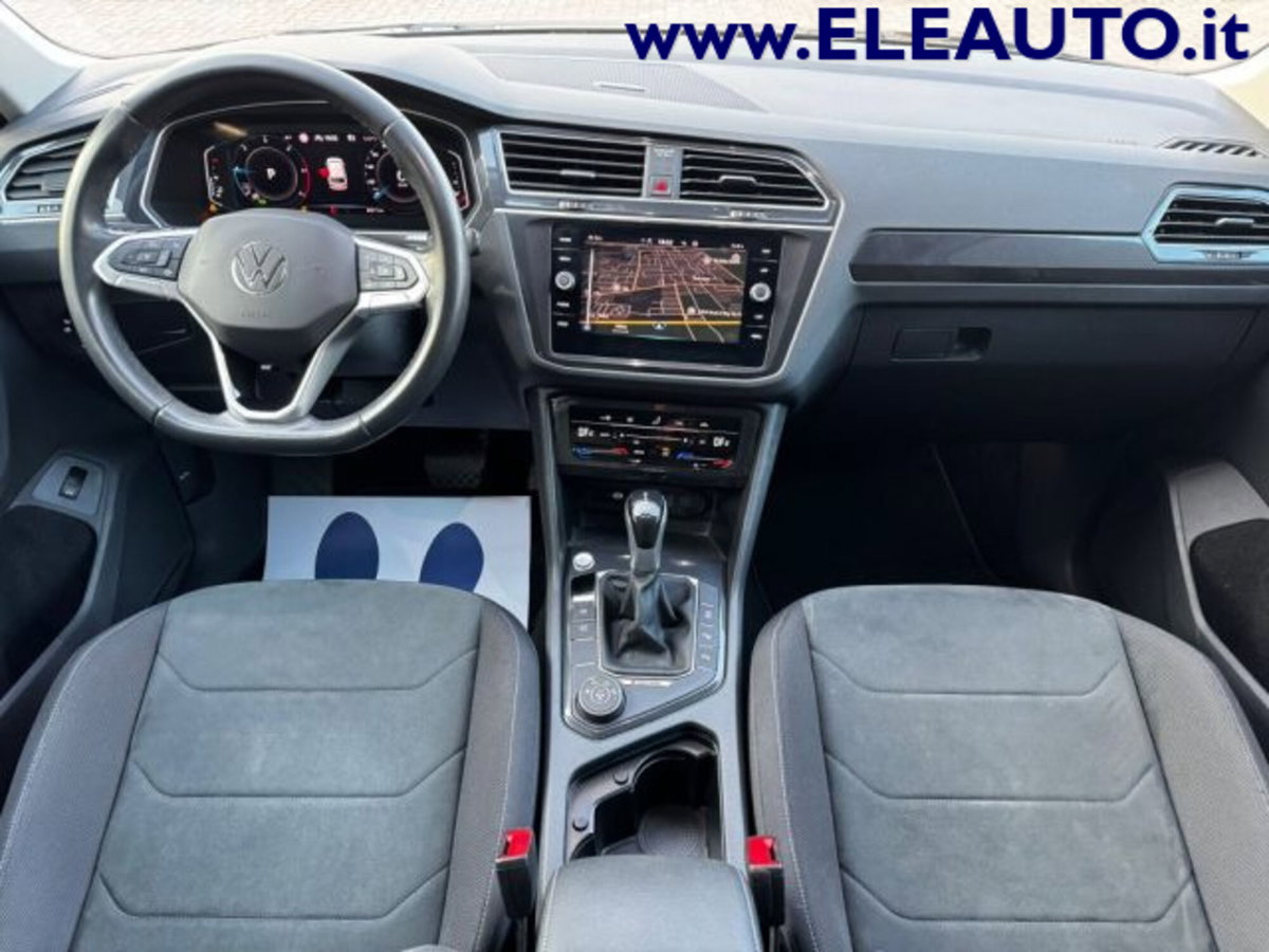 Volkswagen Tiguan 2.0 TDI 150 CV SCR DSG 4MOTION Elegance (9)
