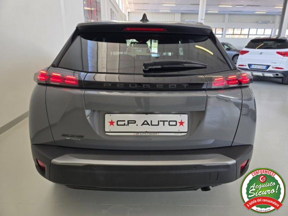 Peugeot 2008 PureTech 100 S&S Allure (6)