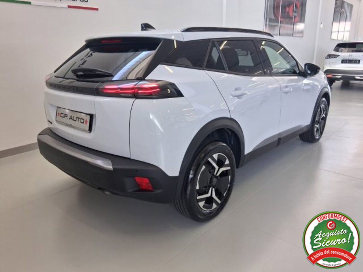 Peugeot 2008 PureTech 100 S&S Allure (4)