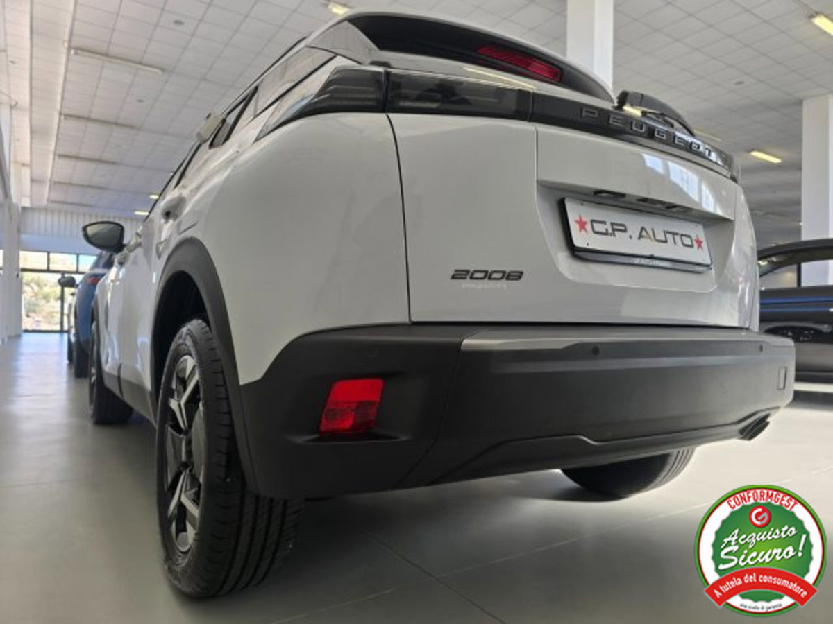 Peugeot 2008 PureTech 100 S&S Allure (7)