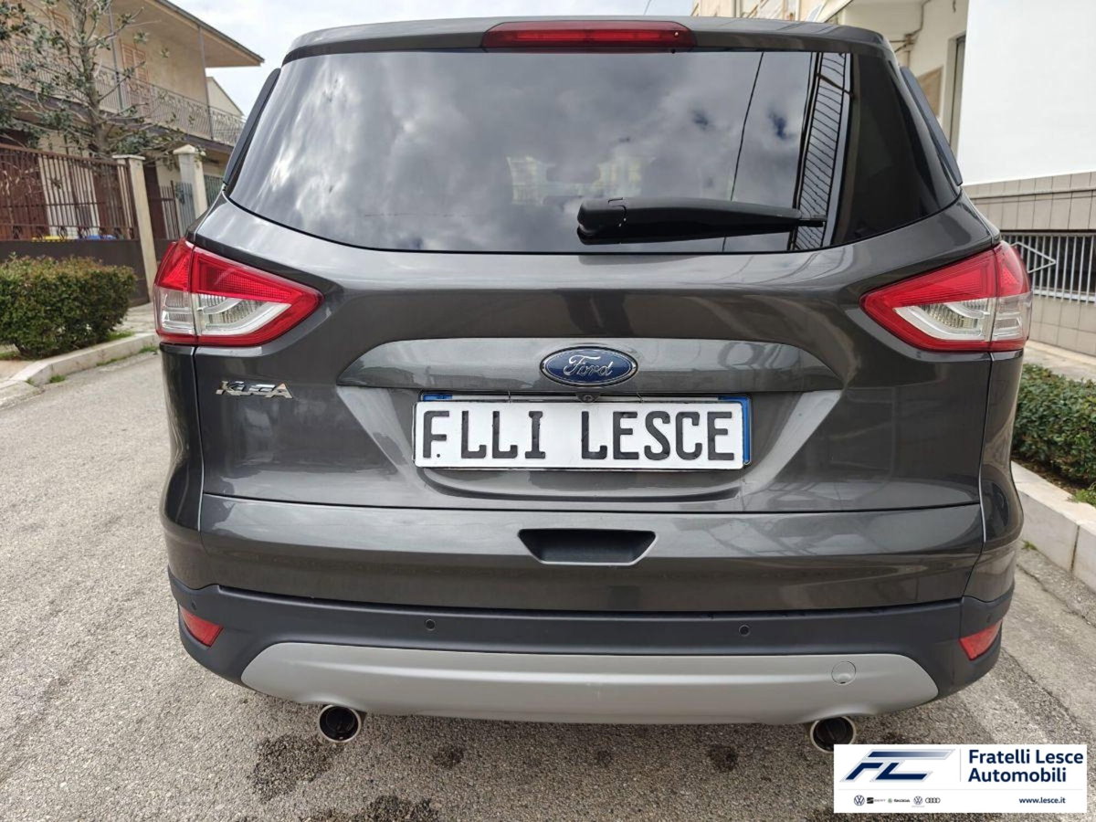 Ford Kuga 2.0 TDCI 150 CV S&S 4WD Titanium X (14)