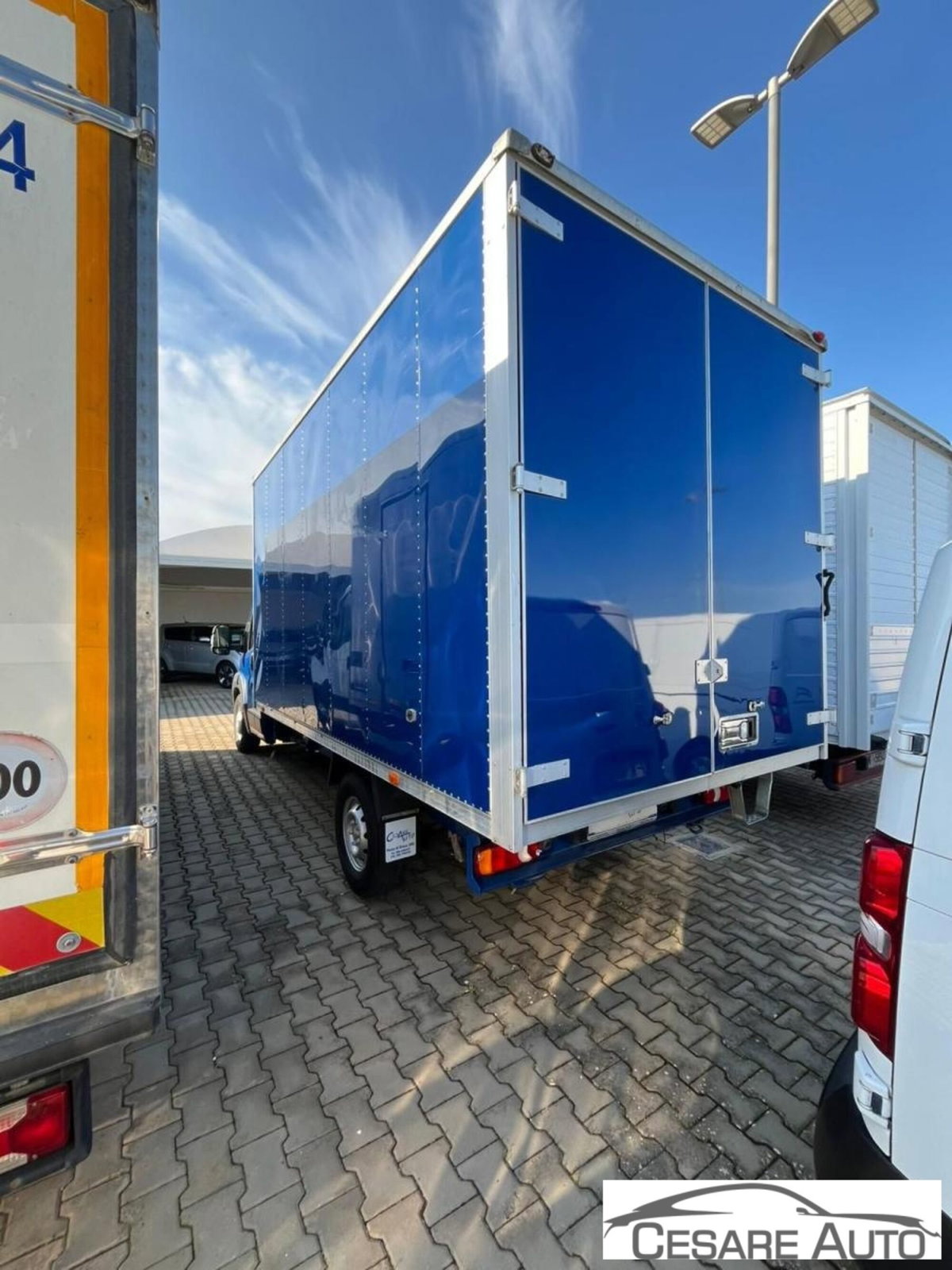 Peugeot Boxer Furgone 330 2.2 HDi/150CV FAP PC-TN Combi Comfort (4)