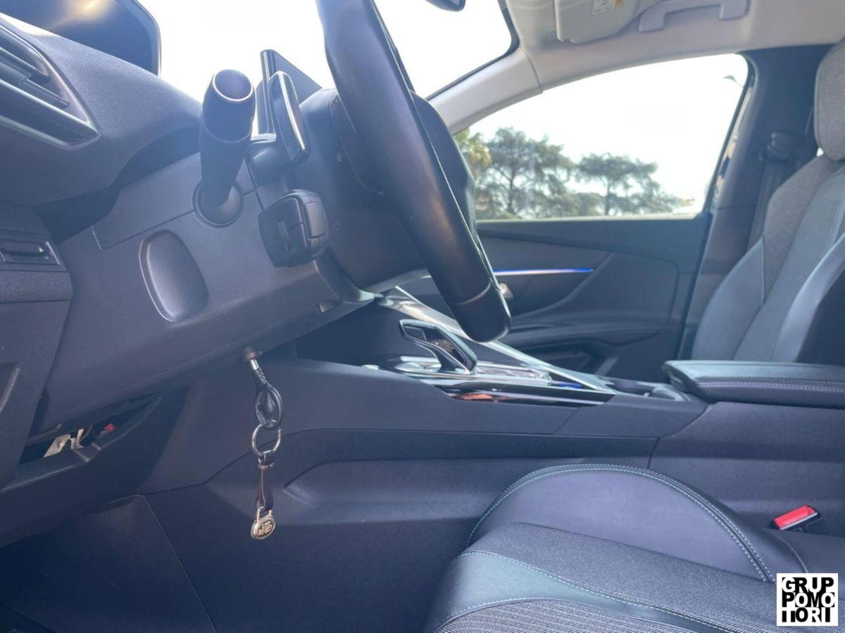 Peugeot 3008 BlueHDi 130 S&S EAT8 Allure Pack (14)
