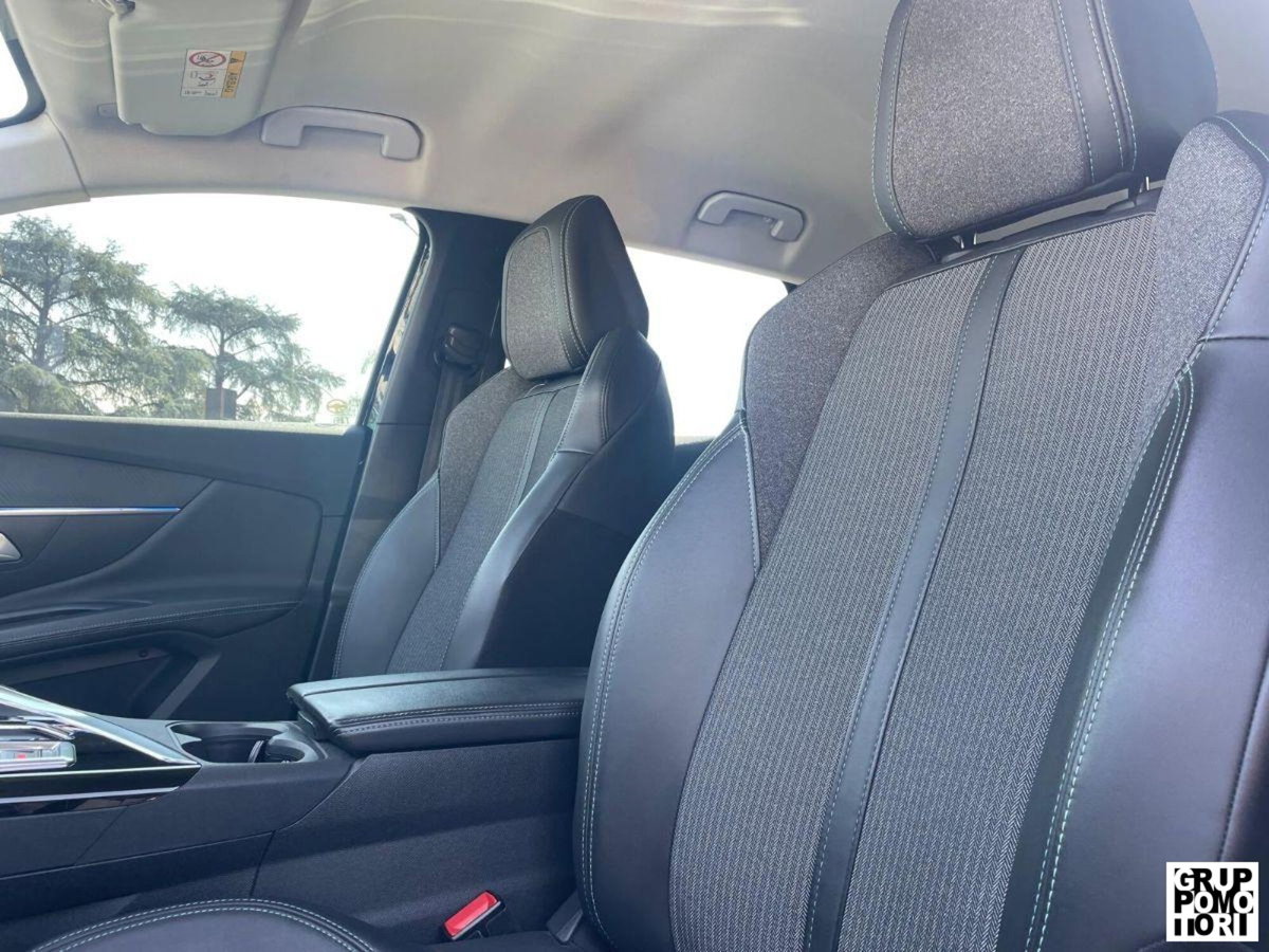 Peugeot 3008 BlueHDi 130 S&S EAT8 Allure Pack (15)