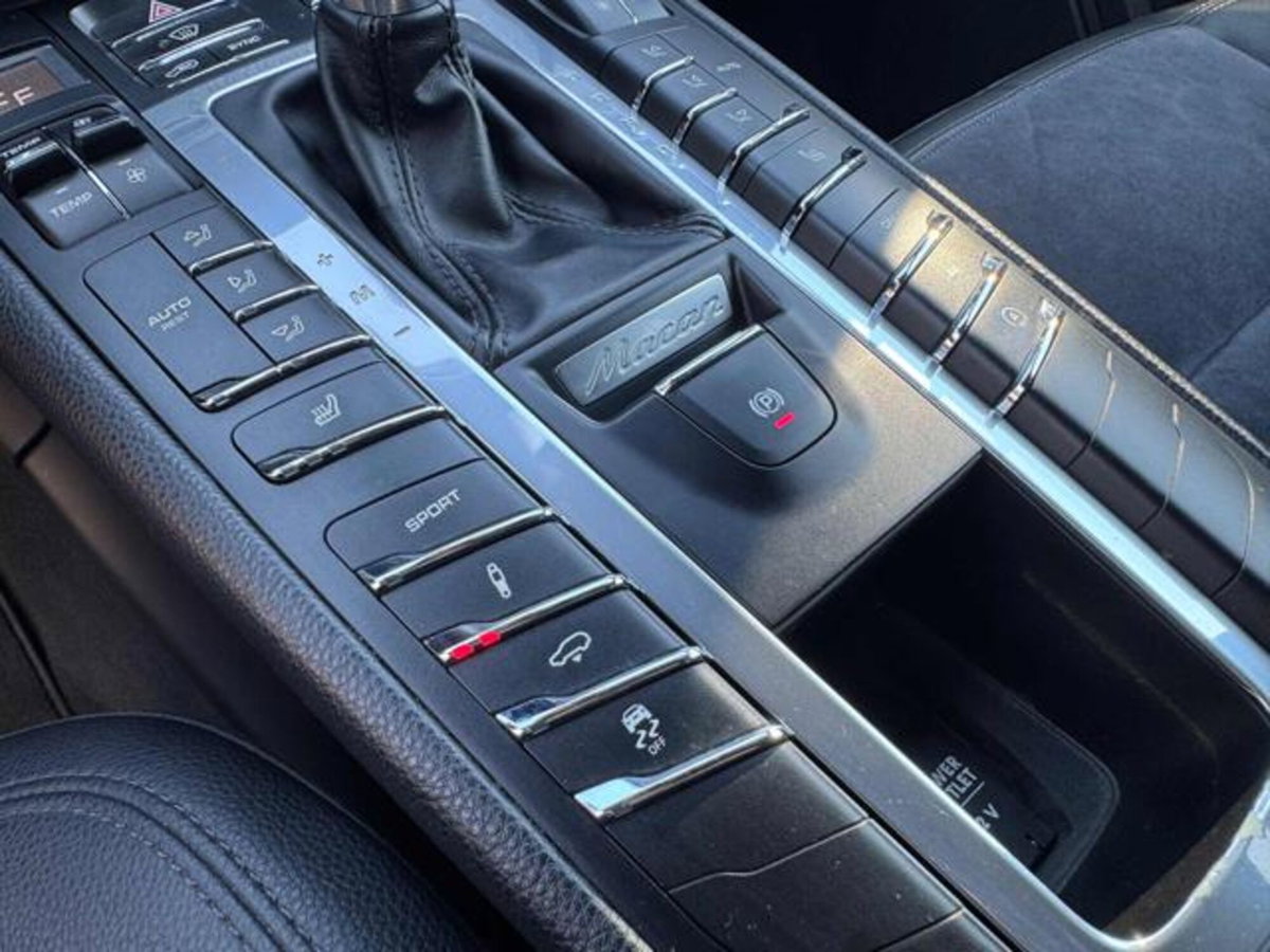Porsche Macan 2.0 (11)