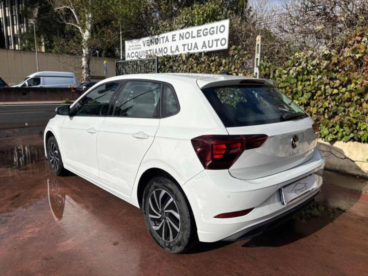 Volkswagen Polo 1.0 tsi Life 95cv (7)