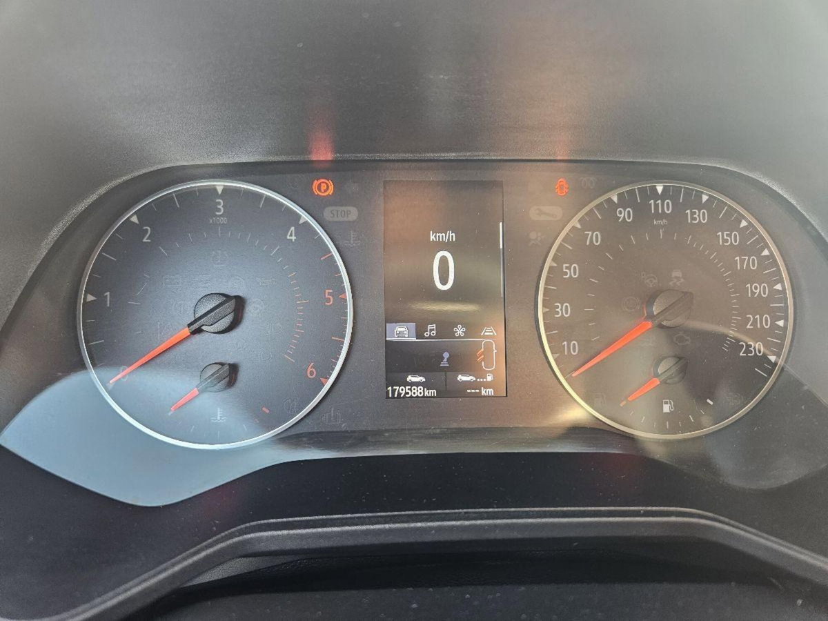 Renault Clio Blue dCi 85 CV 5 porte Business (15)
