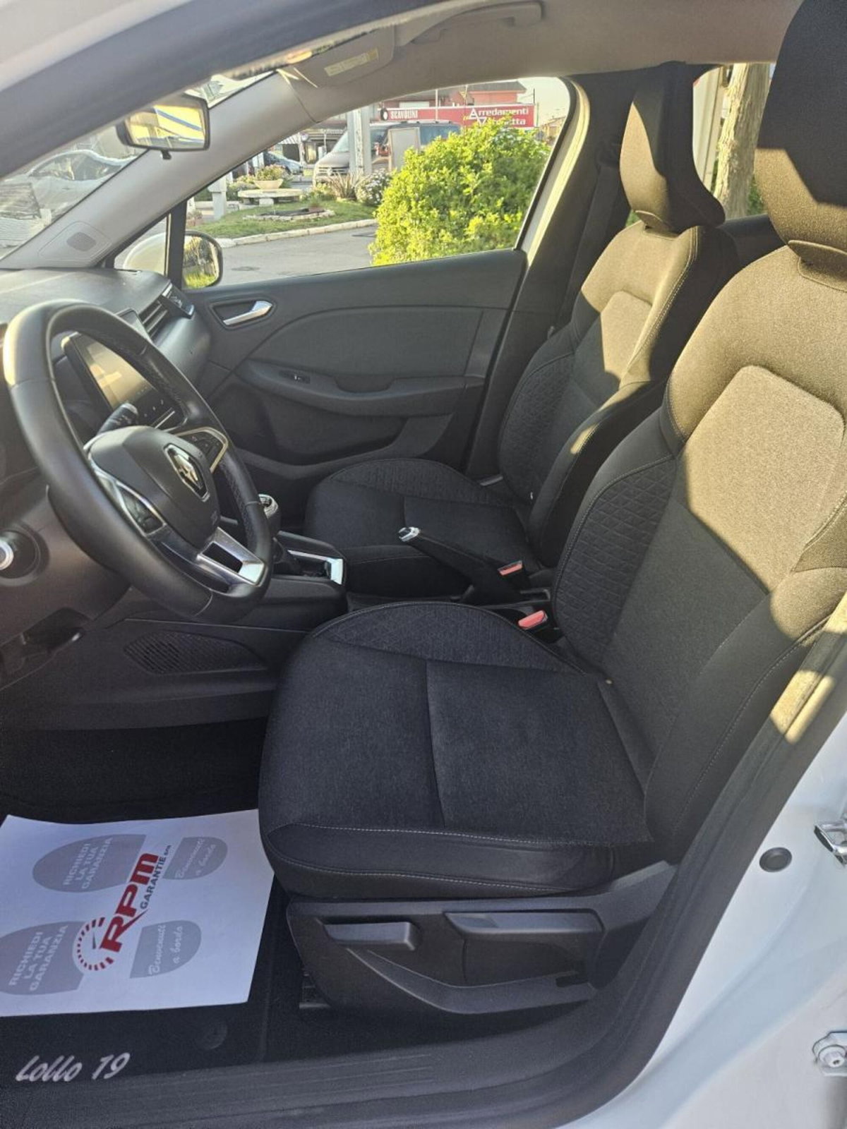 Renault Clio Blue dCi 85 CV 5 porte Business (9)