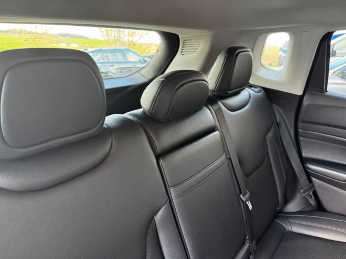 Jeep Compass 1.3 turbo t4 phev Trailhawk 4xe auto (16)