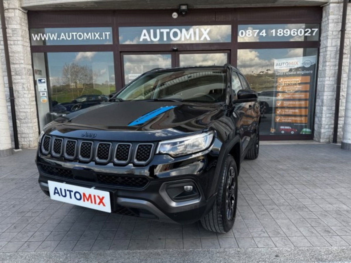 Jeep Compass 1.3 turbo t4 phev Trailhawk 4xe auto (2)