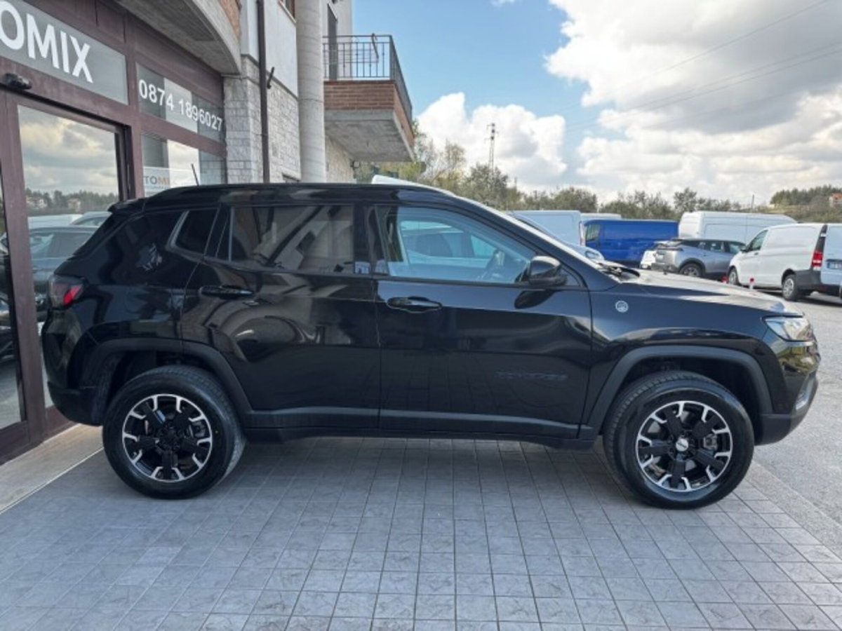 Jeep Compass 1.3 turbo t4 phev Trailhawk 4xe auto (8)